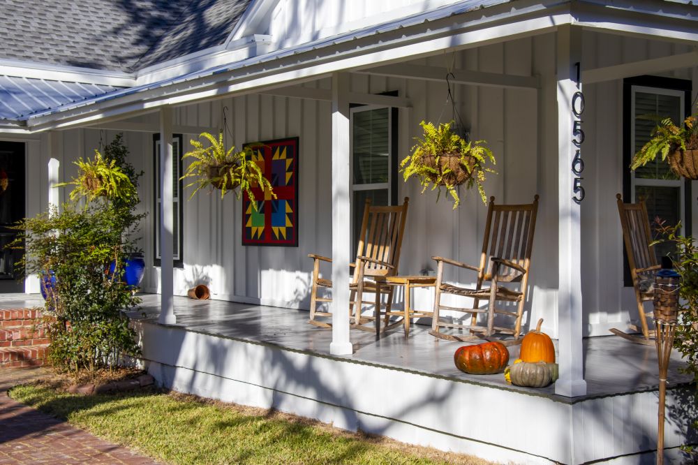Front Porch Construction in Long Beach