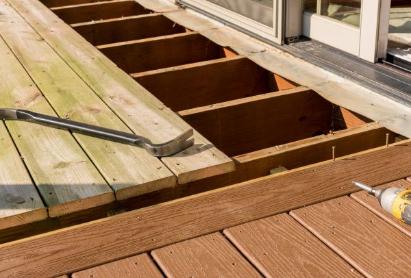 Old Deck Repair in Long Beach