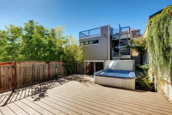 Hot Tub Deck Installation in Long Beach