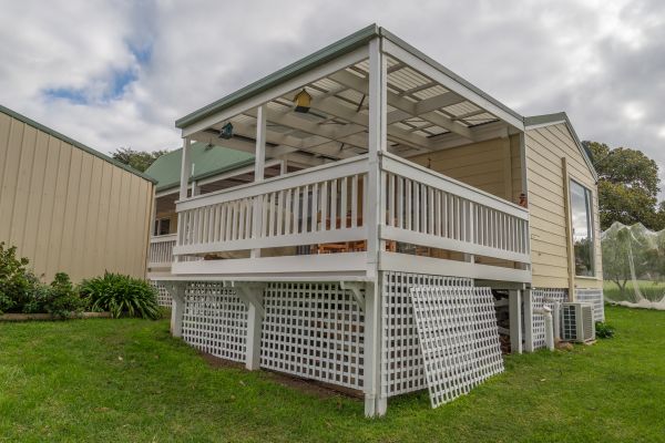 Deck Lattice Repair in Long Beach